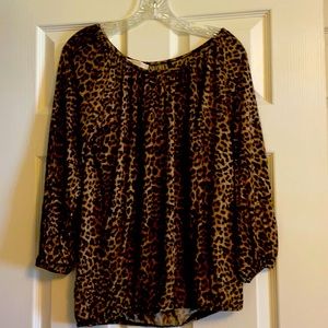 Michael Kors 3/4 Blouse. Good Condition. Size Small. Leopard Print.